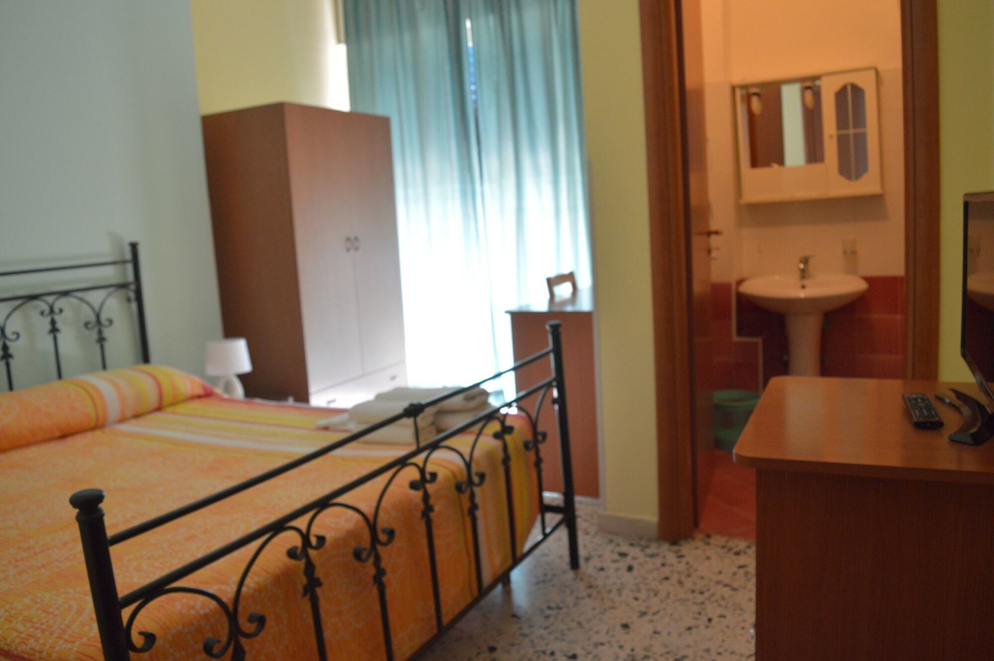 B&B Scalea Rooms Екстериор снимка
